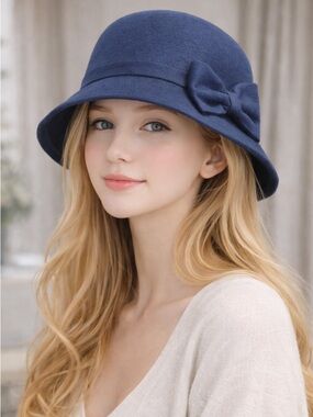 Elegant Navy Blue Cloche Hat with Bow 💙